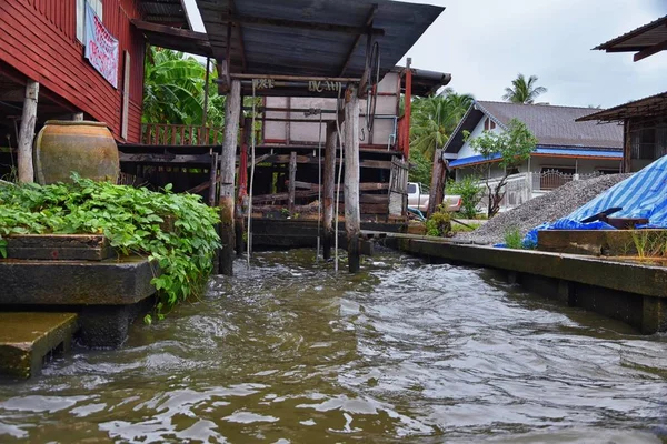 Floating Market Door Bangkok Thailand Damnoen Saduak Uitzicht Vanaf Rondvaartboot — Stockfoto