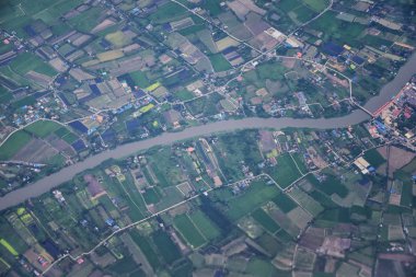 Bangkok Tayland 'ın havadan görünüşü ve çevre manzarası, modern ofis binaları, apartman dairesi, Bangkok' ta en kalabalık yerleşim yeri. Güneydoğu Asya.