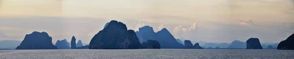 Eiland Uitzicht Oceaan Buurt Van Phuket Thailand Met Blues Turquoise — Stockfoto