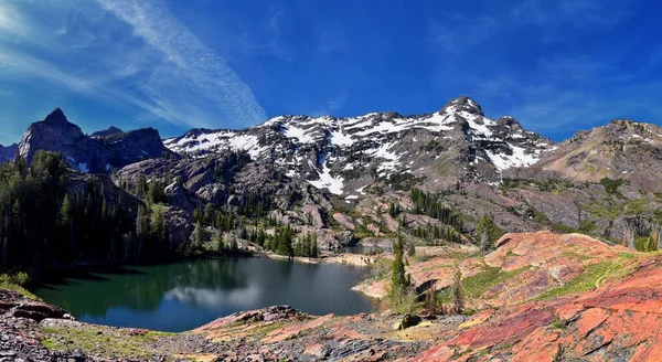 Озеро Бланш Хікінг Панорама Wasatch Front Rocky Mountains Twin Peaks — стокове фото