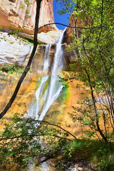 Lower Calf Creek Falls Cachoeira Vistas Coloridas Trilha Caminhadas Grand — Fotografia de Stock