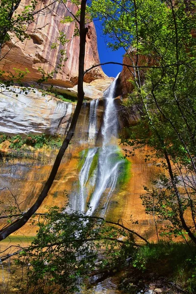 Lower Calf Creek Falls Cascada Vistas Coloridas Ruta Senderismo Grand — Foto de Stock