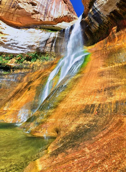 Lower Calf Creek Falls Cachoeira Vistas Coloridas Trilha Caminhadas Grand — Fotografia de Stock