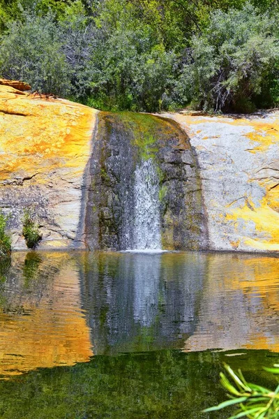 Άνω Calf Creek Falls Έρημο Όαση Καταρράκτη Απόψεις Στο Grand — Φωτογραφία Αρχείου