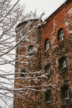 Rusya, Leningrad region, Vyborg, Ortaçağ Kalesi, kış adada. Olaf Kulesi