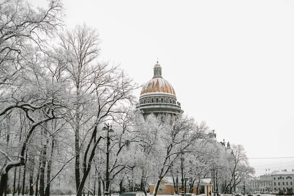 Winter view of St. Isaac\'s Cathedral to St. Petersburg. Winter