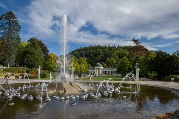 Fuente Canto Ciudad Balneario Checa Marianske Lazne Marienbad — Foto de Stock