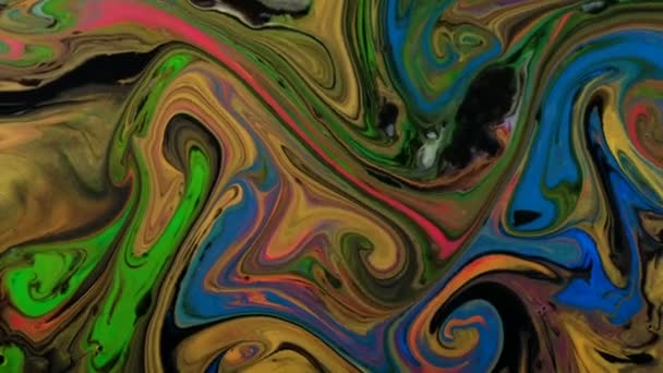 色とりどりの絵の具の多彩さと汚いサイケデリック パターン相互に混合 — ストック動画