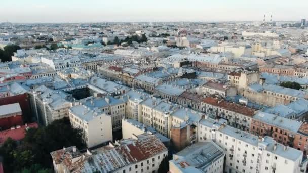 Centrum van St. Petersburg, bovenaanzicht. — Stockvideo