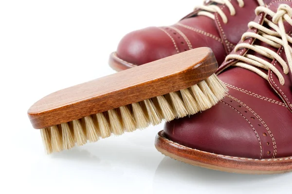 the horsehair brush for leather shoe polishing.