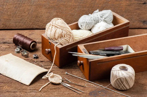 뜨개질 뜨개질과 뜨개질을 — 스톡 사진