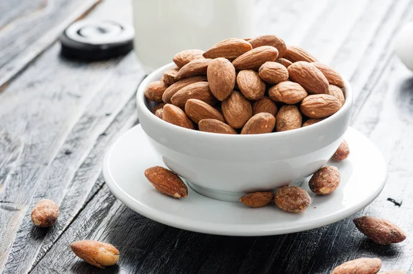 Heap of almonds — Stock Photo, Image