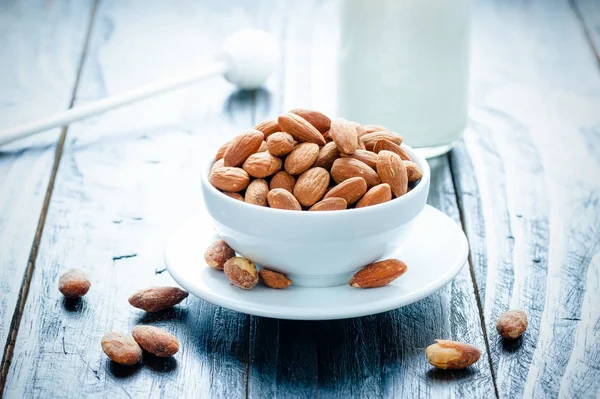 Heap of almonds — Stock Photo, Image