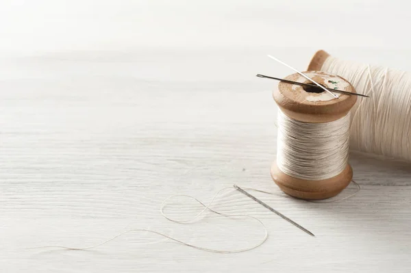 Draad voor het naaien — Stockfoto