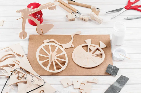 Balsa Holz Fahrrad Modellbausätze Hobby Und Freizeitkonzept — Stockfoto