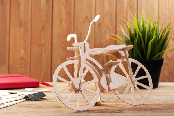 Kituri Biciclete Din Lemn Balsa Concept Hobby Petrecere Timpului Liber — Fotografie, imagine de stoc