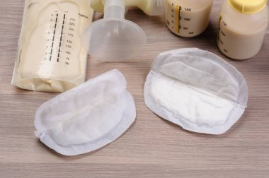 yeni tek kullanımlık göğüs yastığı (tek kullanımlık hemşire yastığı))