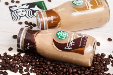 BANGKOK, THAILAND - 03 Mart 2017: Bir şişe Starbucks Frappuccino İçeceği 9.5 Ounce. 