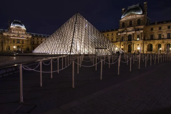 Musee Louvre Entrance — Stock Photo, Image