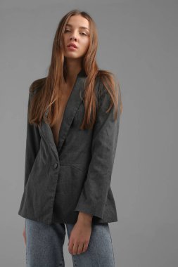 Profesyonel model gri Studio