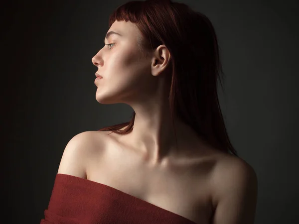 Portrait Young Woman Bare Shoulders — Stock Photo, Image