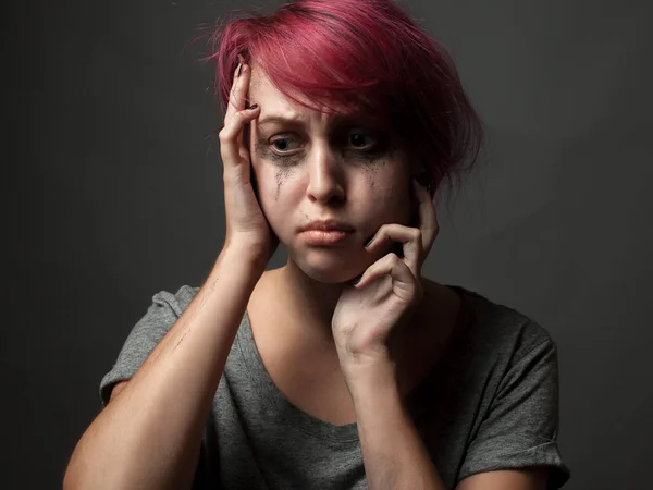 Tearful Genç Kadın Portre — Stok fotoğraf