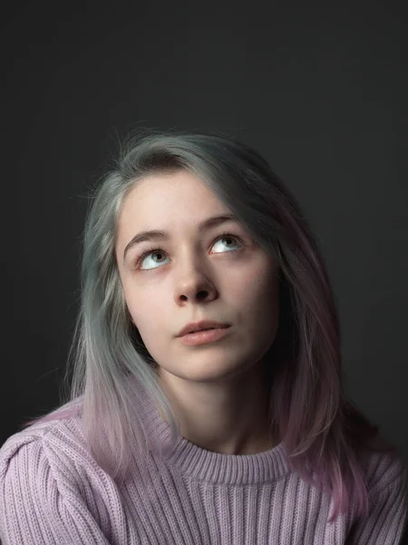 Портрет Девушки Окрашенными Волосами — стоковое фото