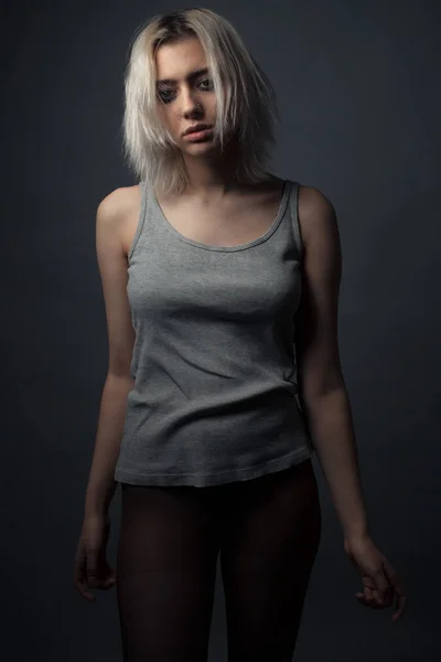 Retrato Triste Jovem Com Manchas Compõem Collants Camisa — Fotografia de Stock