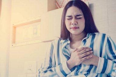 Hastanedeki, tıptaki, doktordaki, sağlık hizmetlerindeki ve insanlardaki sağlık sorunları 