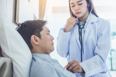 Hastanedeki, tıptaki, doktordaki, sağlık hizmetlerindeki ve insanlardaki sağlık sorunları 