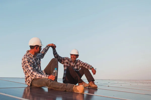 Ingeniería Industria Solar — Foto de Stock