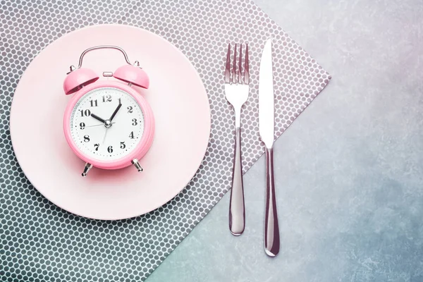 Alarm Clock Plate Cutlery Concept Intermittent Fasting Lunchtime Diet Weight — Stock Photo, Image