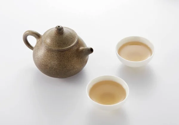 复古茶壶与茶杯的特写 茶道概念 — 图库照片