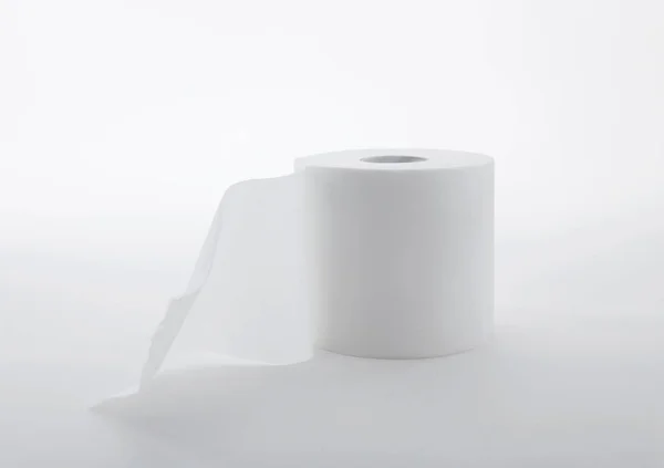 Nahaufnahme Weißer Papierrollen Isoliert Auf Weißem Hintergrund — Stockfoto