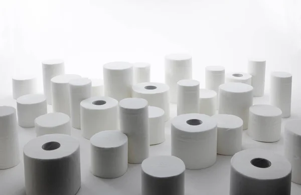 Fechar Rolos Papel Branco Isolados Sobre Fundo Branco — Fotografia de Stock