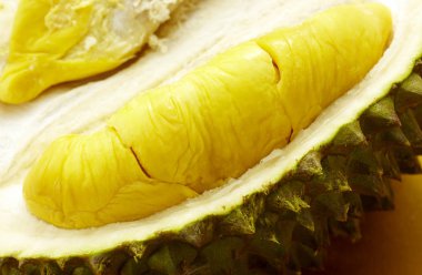 Olgun soyulmuş durian meyvesi yakın çekim