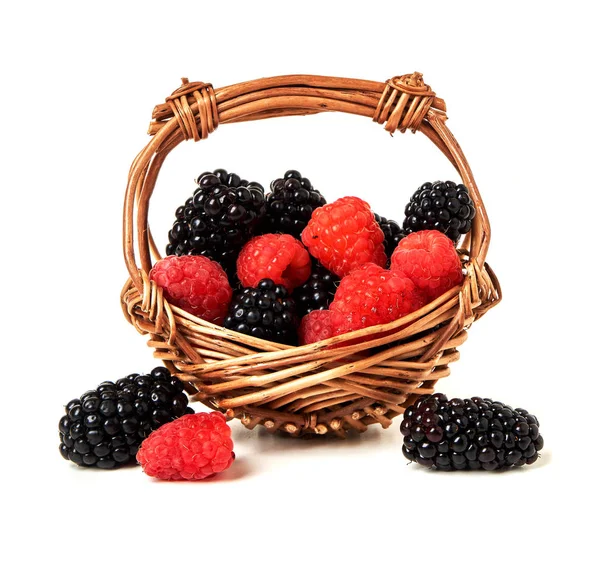 Blackberries Raspberries Wicker Basket Isolated White Background — Stock Photo, Image