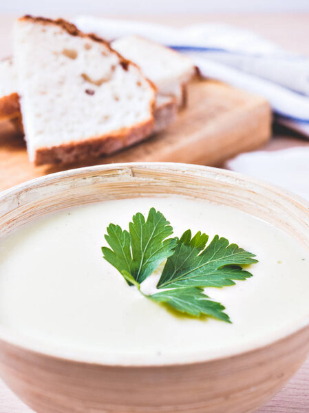 Vegetables soup and bread