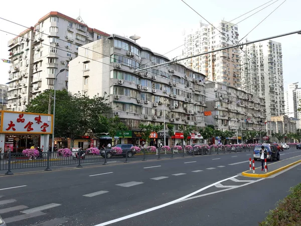 Kínai Lakossági Környékeken Tipikus Lakóházak Shanghai Május 2018 — Stock Fotó
