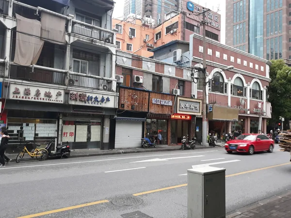 Calle Shanghai Con Apartamentos Tiendas Largo Carretera Shanghai Mayo 2018 —  Fotos de Stock