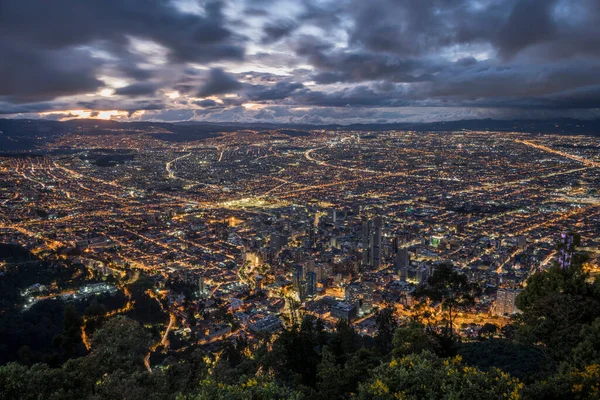 Utsikt Från Cerro Monserrate Skymningen Över Staden Bogota — Stockfoto