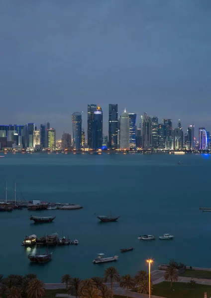 Downtown Doha Πέρα Από Νερό Ντόχα Κατάρ — Φωτογραφία Αρχείου