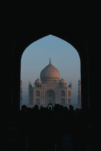 Silhouetted Arch View Taj Mahal Dawn Agra Uttar Pradesh — Stock Photo, Image