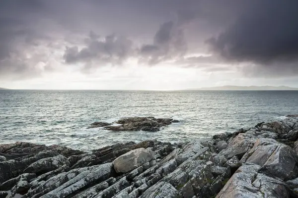 Mirando Oeste Sobre Sonido Taransay Atardecer Desde Geodh Mhartai — Foto de Stock