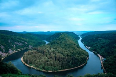 Saar döngü yakın Mettlach, Almanya.