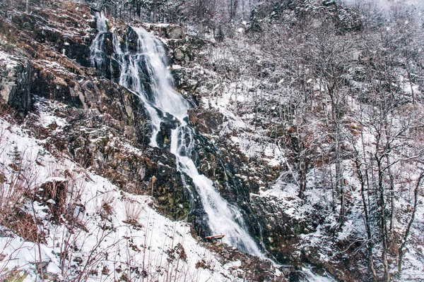 Todtnauer Wasserfall im Winter. Schwarzwald, Deutschland. — Stockfoto