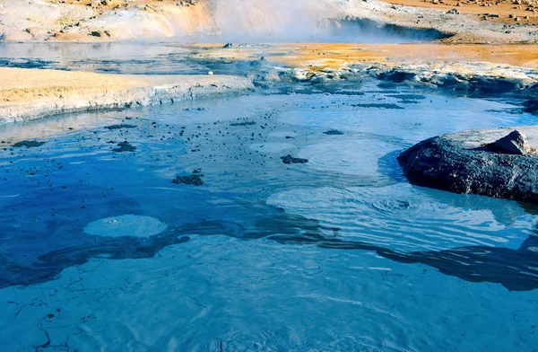 Fumarole Feld in namafjall, Island. — Stockfoto