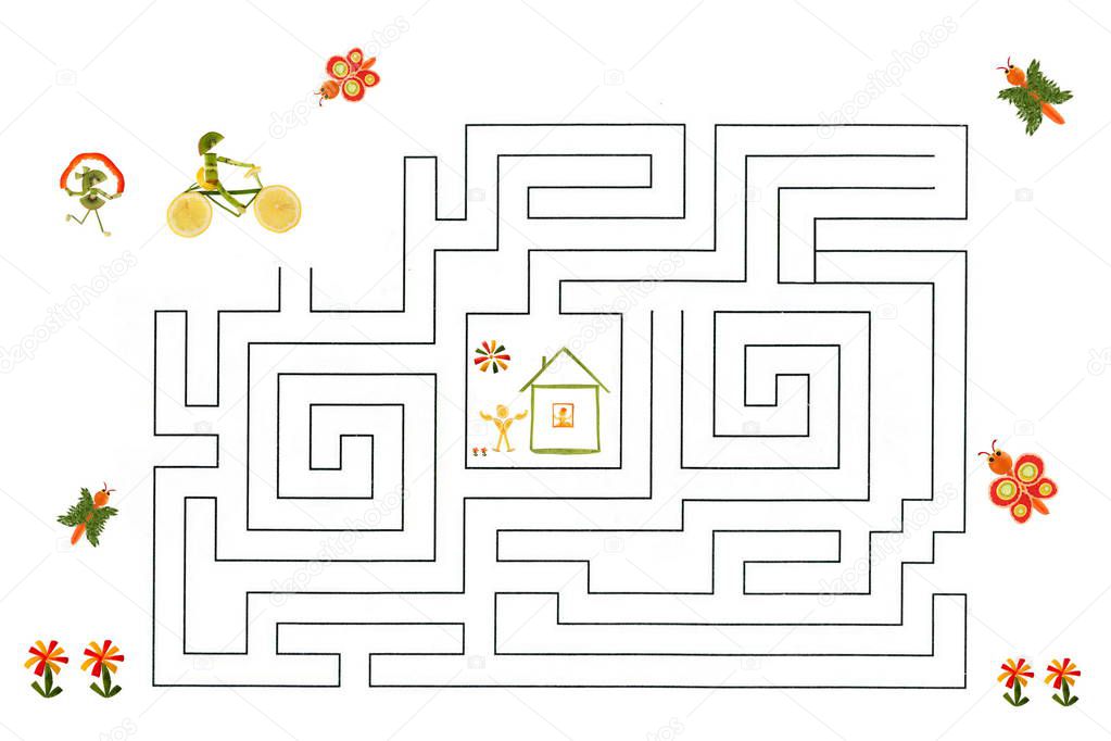Funny maze game for Preschool Children. Illustration of logical education for children of preschool age.
