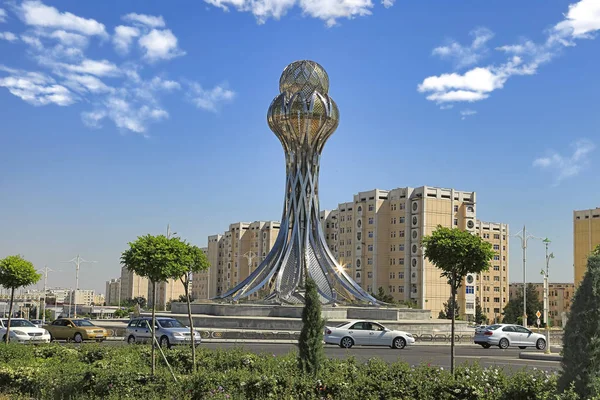 Aszchabat, Turkmenistan-maj 02, 2019: nowoczesna architektura A — Zdjęcie stockowe