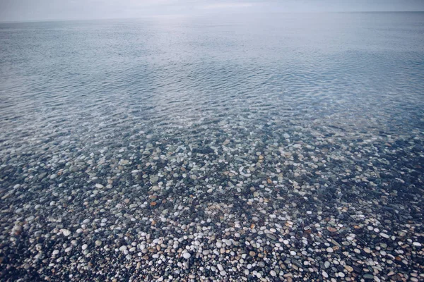 Pebbled Bottom Clear Calm Water — Stock Photo, Image